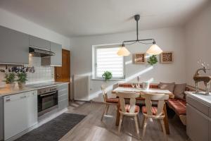 Mountain View Apartment