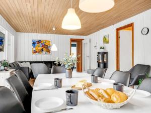 Holiday Home Sverker - 300m from the sea by Interhome