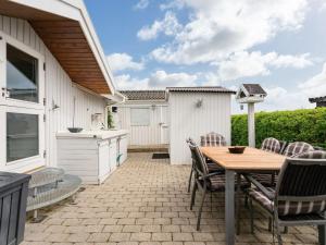 Holiday Home Heimeram - 150m from the sea by Interhome