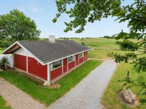 Apartment Ditte - 300m from the sea by Interhome