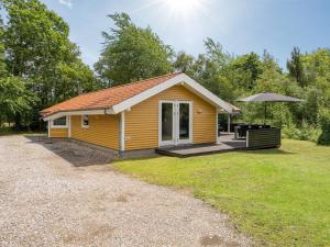 Holiday Home Landuin - 230m from the sea by Interhome