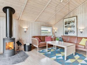 Holiday Home Tore - 200m from the sea by Interhome