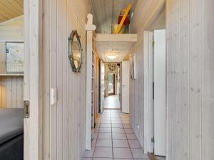 Holiday Home Ela - 500m from the sea by Interhome