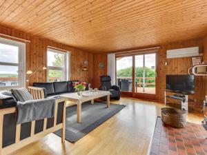 Holiday Home Ellyn - 500m from the sea by Interhome