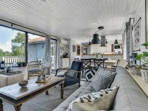 Holiday Home Lillan - 250m from the sea by Interhome