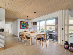 Holiday Home Fengur - 330m from the sea by Interhome