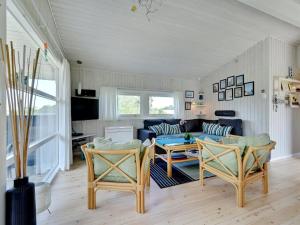 Holiday Home Raija - 400m from the sea by Interhome