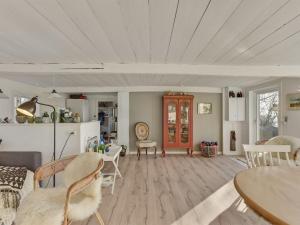 Holiday Home Ose - 50m from the sea by Interhome