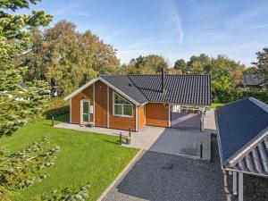 Holiday Home Hellena - 90m from the sea by Interhome