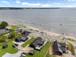 Holiday Home Eino - 30m from the sea by Interhome