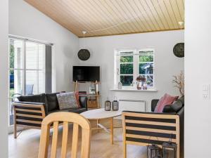 Holiday Home Eryka - 28km from the sea by Interhome