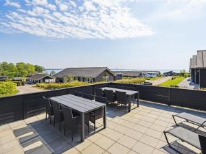 Holiday Home Helina - 180m from the sea by Interhome