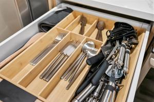 2-Bedroom Garden Suite, Private Entrance & Washer & Dryer, U Street