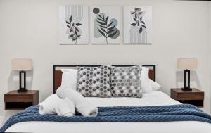 2-Bedroom Garden Suite, Private Entrance & Washer & Dryer, U Street