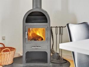 Apartment Karina - 150m to the fjord by Interhome