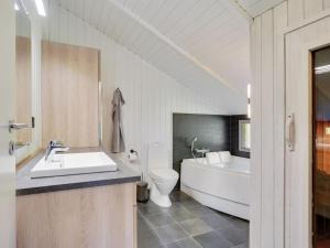 Holiday Home Gram - 450m from the sea by Interhome