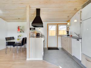 Holiday Home Nane - 80m from the sea by Interhome