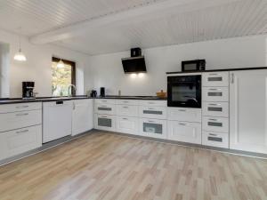 Holiday Home Lokke - 19km from the sea by Interhome