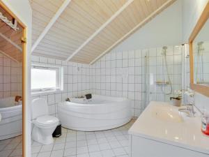 Holiday Home Arnika - 28km from the sea by Interhome