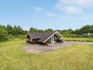 Holiday Home Arnika - 28km from the sea by Interhome