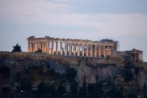 Acropolis Urban Suite Klathmonos by Zeus Suites