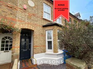 Contemporary Townhouse Living by Lawsons with parking