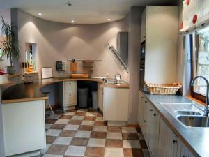 Large Home with Sauna, Ovifat