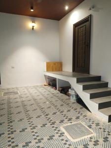 Modern Independent House