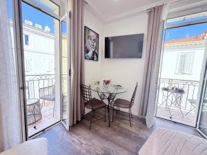 Le Pinson Mignon Cannes Carre d Or