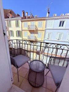 Le Pinson Mignon Cannes Carre d Or