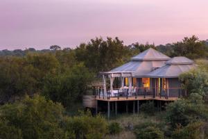 Simbavati Hilltop Lodge