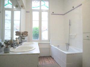 La Vue Cathédrale - Grande maison en hypercentre, Idéal Groupe