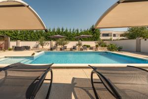 Villa Miranda with pool