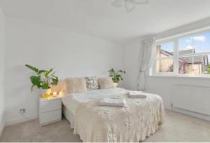 Stylish home close to the Yorkshire Dales & Leeds Airport