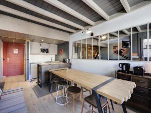 Résidence Val Disere Village - Appartement rénové Ski aux pieds Balcon MAE-2973