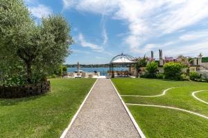 Villa Barbarano - villa privata con accesso al lago