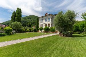 Villa Barbarano - villa privata con accesso al lago