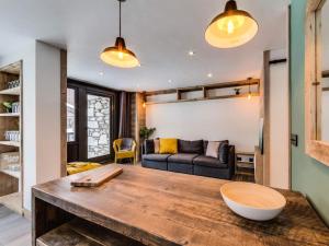 Résidence Val Disere Village - Appartement entièrement rénové Aux pieds des pistes Parking couvert MAE-3083