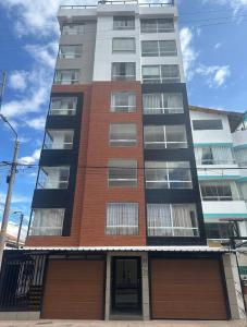 Minidep con cama Queen y Netflix