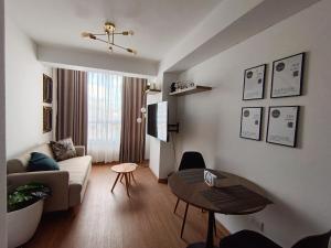 Minidep con cama Queen y Netflix