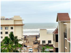 Hotel Pioneer Ashish Near Sea Beach And Jagannath Temple - Fully Air Condition with All Luxury # Luxuary Rooms With Attached-Balcony #wifi-Restaurant And Parking Facilities# Boutique Services - Top Hotel In Puri