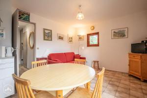 Résidence Saint Sebastien - Charmant appartement 2 pièces en étage avec une belle vue dégagée sur les montagnes MAE-0873