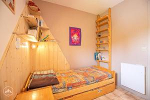 Résidence Saint Sebastien - Charmant appartement 2 pièces en étage avec une belle vue dégagée sur les montagnes MAE-0873