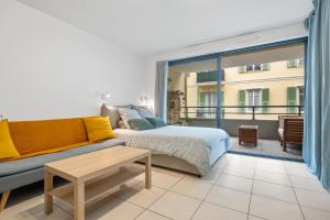 Cozy studio with terrace, Monaco and beach 5 min away