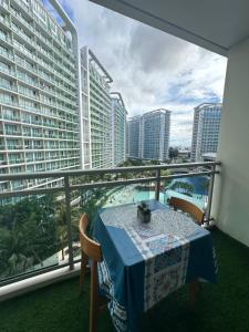 Azure Urban Beach Residences with PS4 near Airport