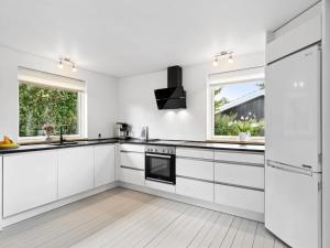 Holiday Home Henric - 500m from the sea by Interhome