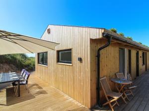 Holiday Home Hoat - 300m from the sea by Interhome