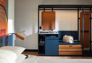 Caption By Hyatt Central Sydney