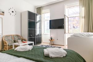 Cozy & Bright 3BR shared Apartment in a Peaceful Location