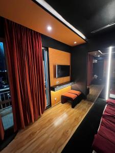 Urban Stay Dlf my Pad